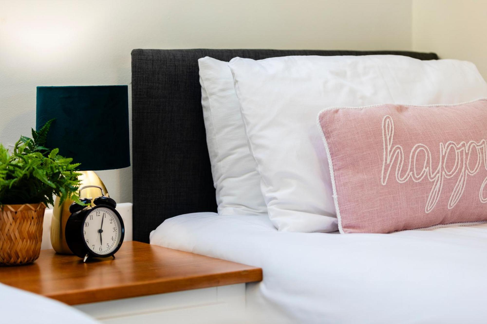 Chichester Retreat House With Free Parking Extérieur photo