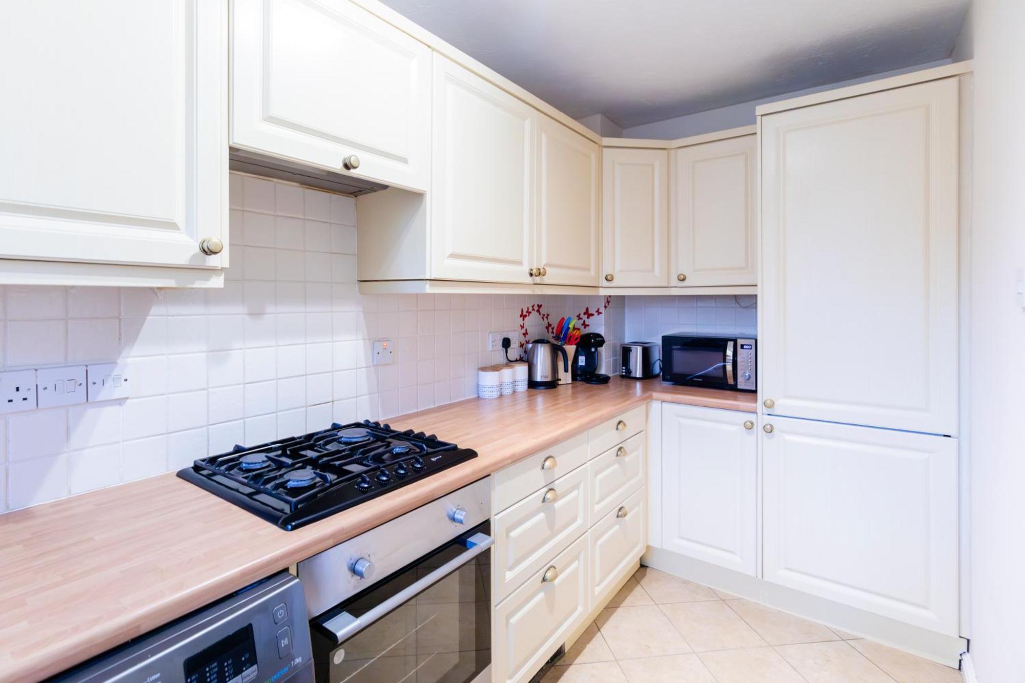 Chichester Retreat House With Free Parking Extérieur photo