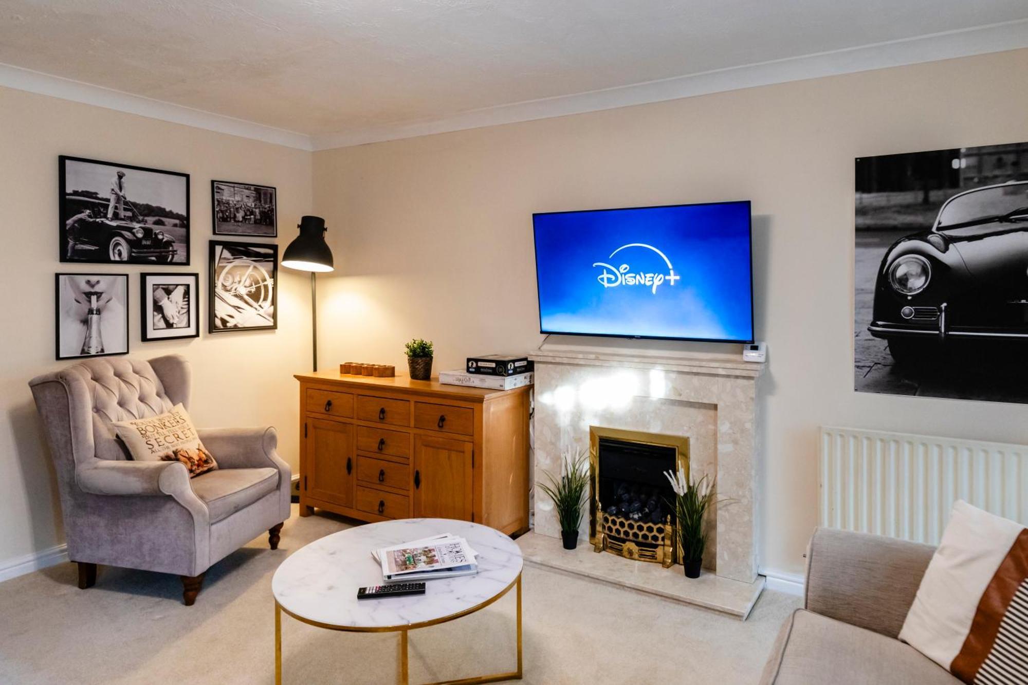 Chichester Retreat House With Free Parking Extérieur photo